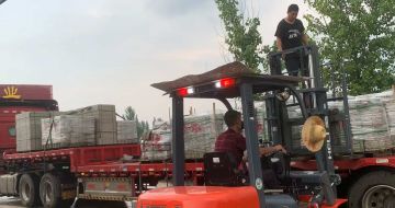 达州 黄金麻冰裂纹，地铺石装车