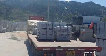 达州 芝麻白仿形路沿石，直形路沿石