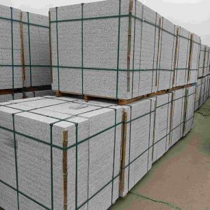 达州 白麻花岗岩石材荔枝面地铺石（300*600*50）