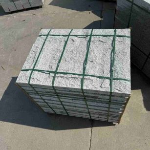 达州 白麻花岗岩石材自然面蘑菇石成品