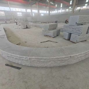 达州 芝麻白异形坐凳，自然面光面弧形加工