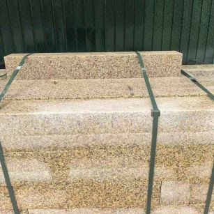 达州 黄金麻花岗岩石材机切面栏杆料半成品