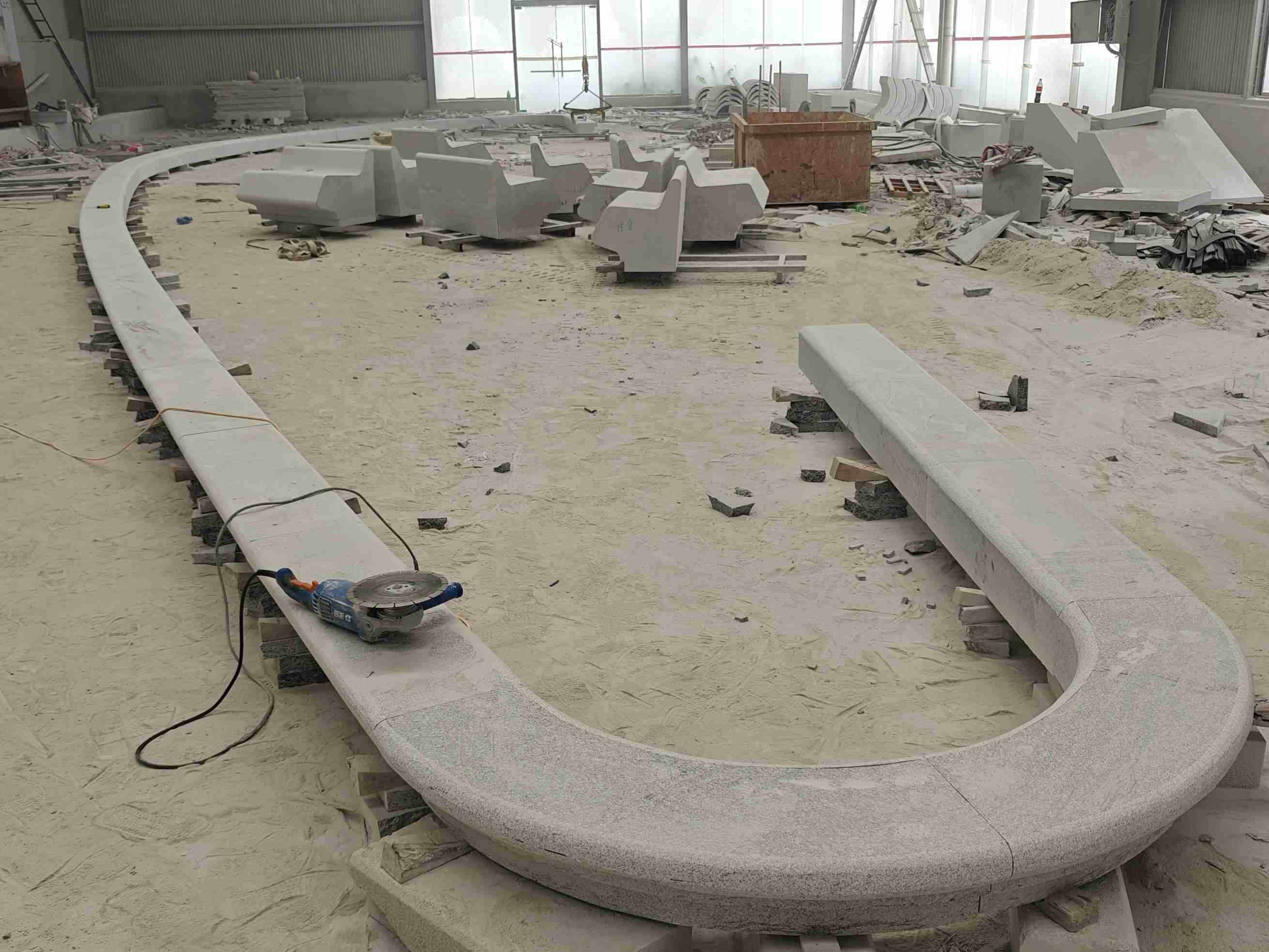 达州 芝麻白花岗岩弧形花坛石，坐凳石