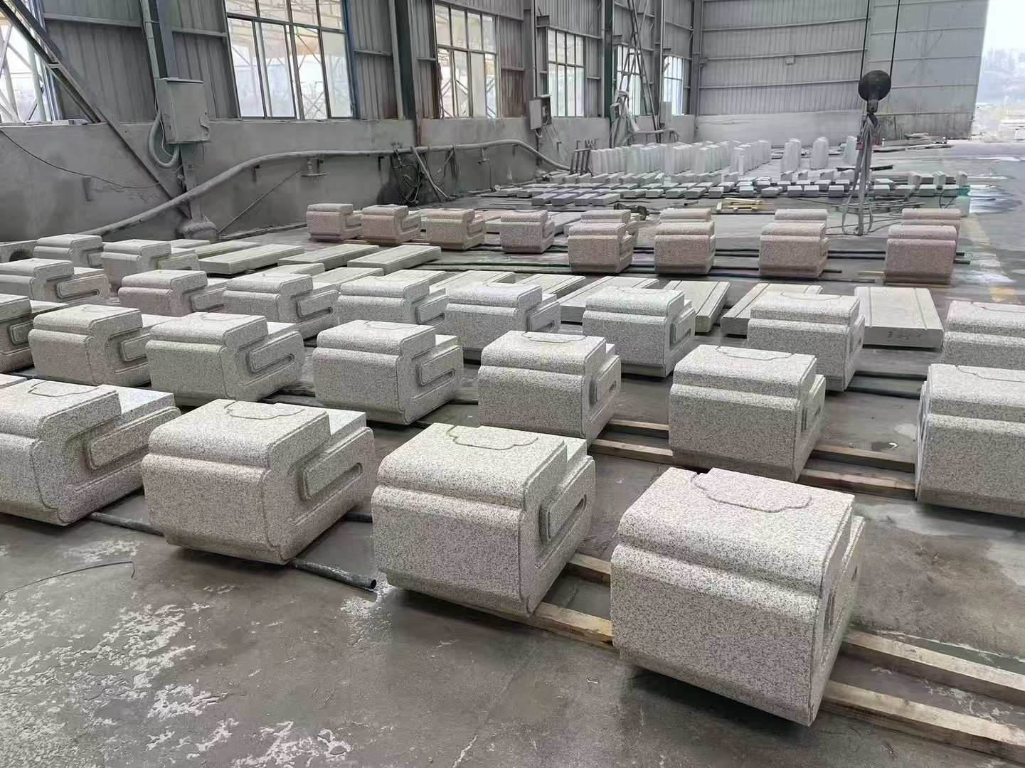 达州 白麻花岗岩异形加工-石凳，坐凳