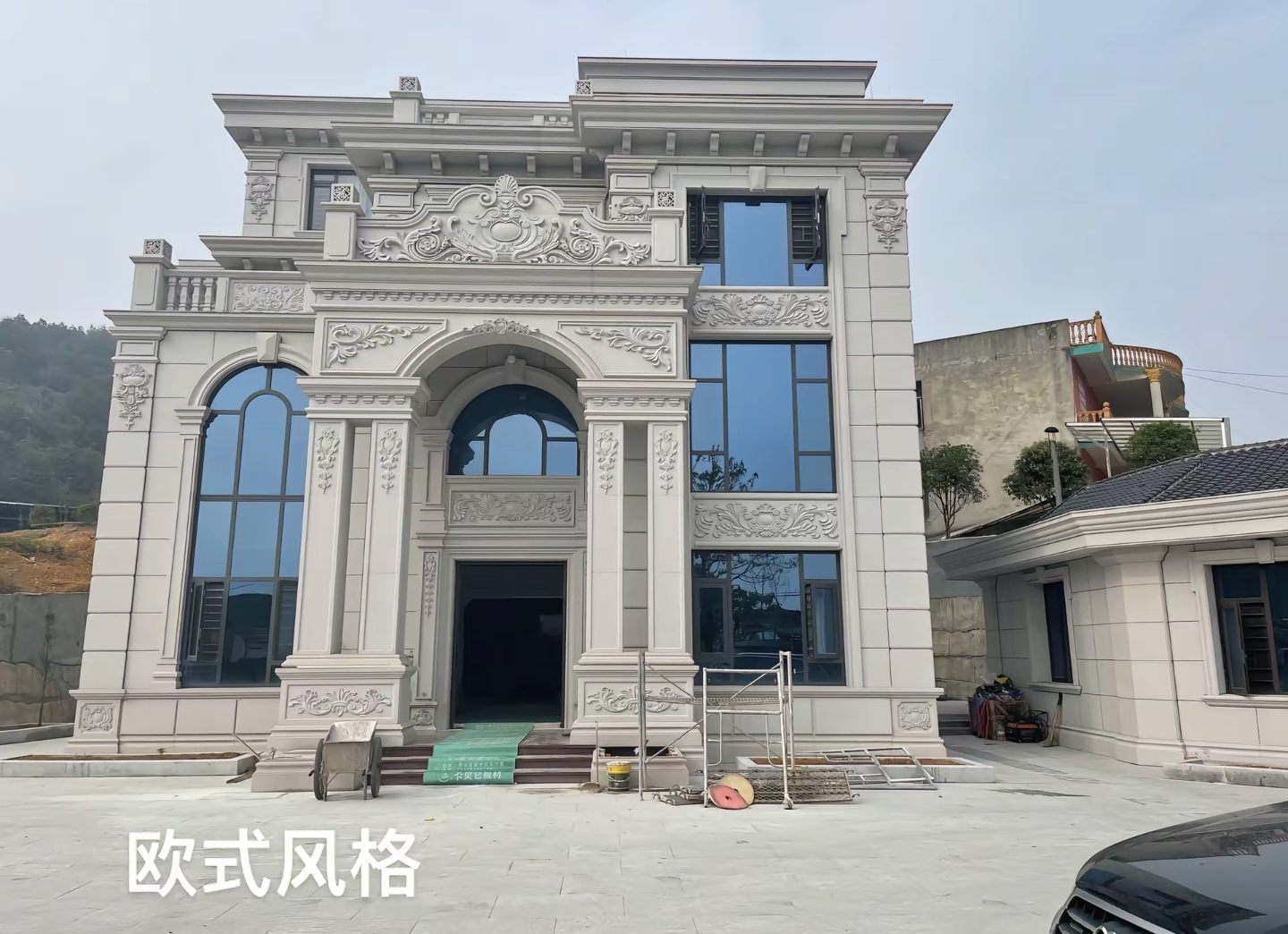 达州 白麻花岗岩别墅外墙干挂