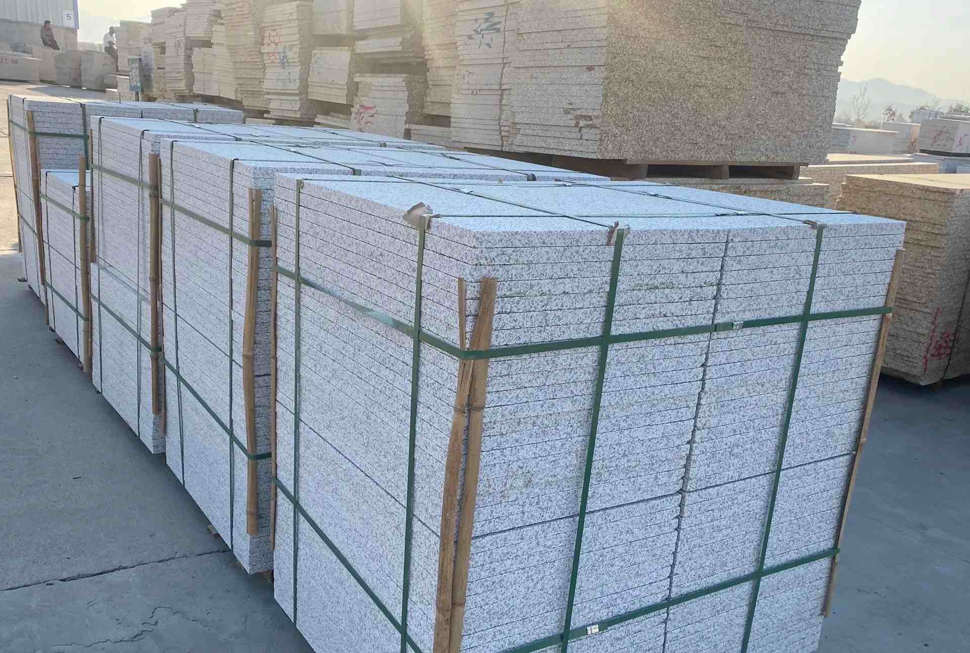 达州 白麻花岗岩荔枝面地铺石