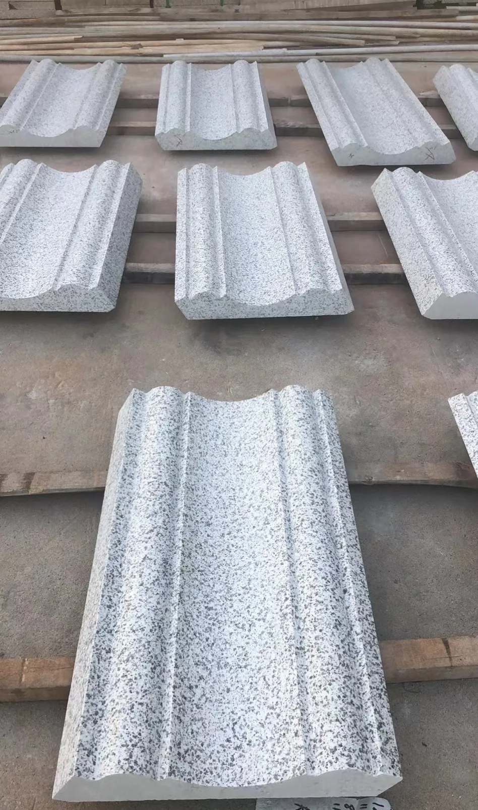 达州 白麻花岗岩光面别墅线条