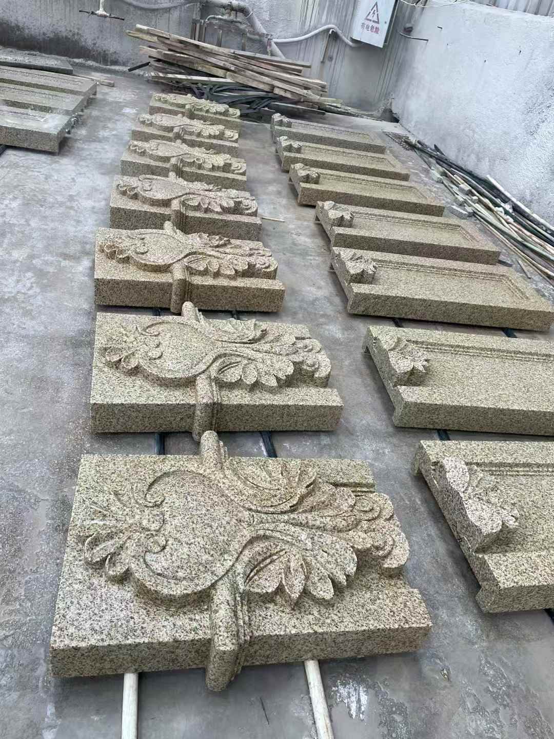 达州 黄金麻花岗岩别墅外墙雕刻板