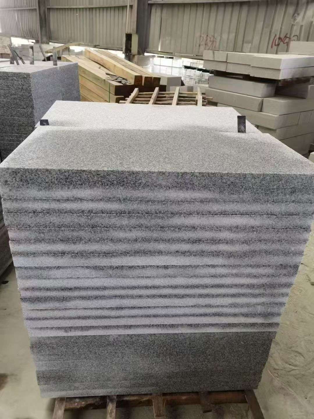 达州 芝麻白5公分火烧地铺成品，900*400，规格可定制