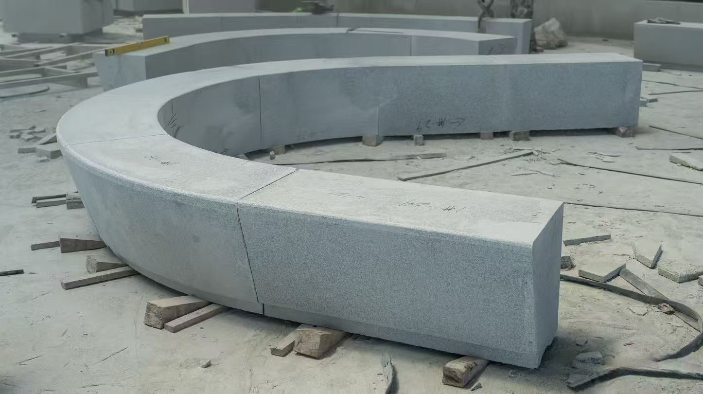 达州 芝麻白花岗岩光面弧形坐凳